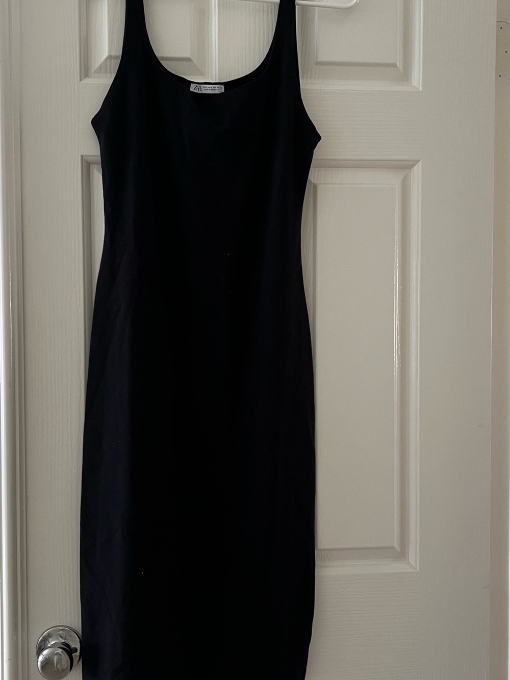 Zara Black Sleeveless Midi Dress